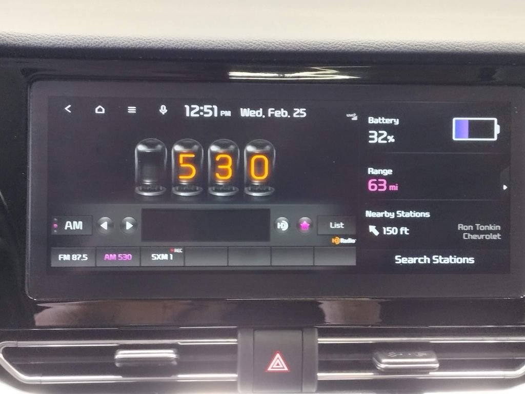 Used 2022 Kia Niro EX Premium image 31