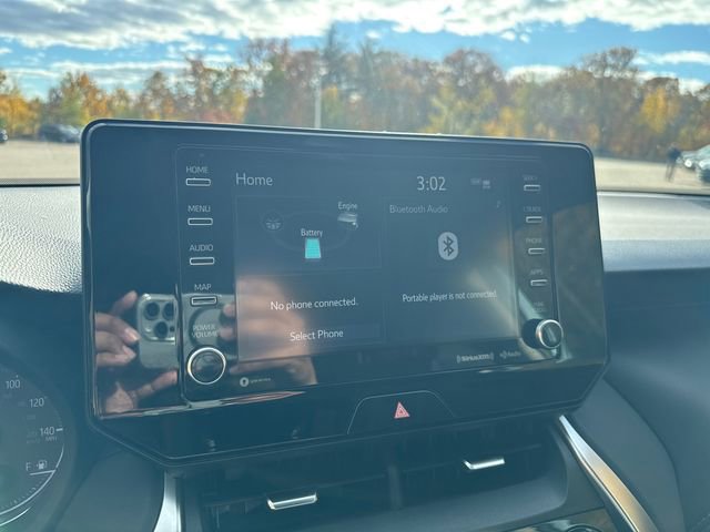 Used 2022 Toyota Venza LE image 34