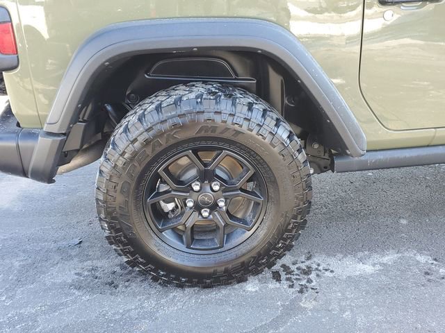 Used 2025 Jeep Wrangler Sport image 5