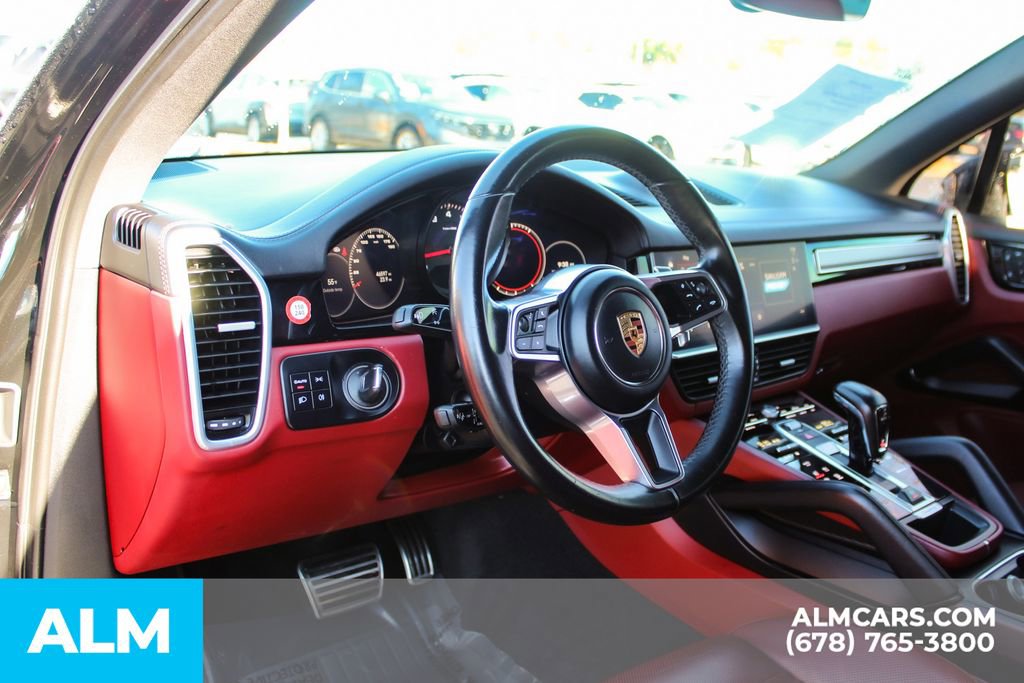 Used 2023 Porsche Cayenne S Platinum w/ Premium Package Plus image 21