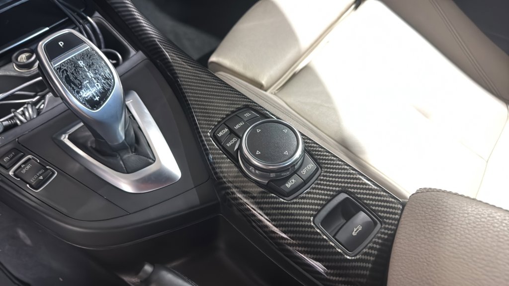 Used 2016 BMW M235i Convertible image 26