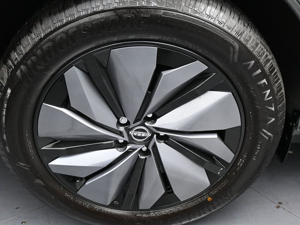 Used 2023 Nissan Ariya EMPOWER+ image 35