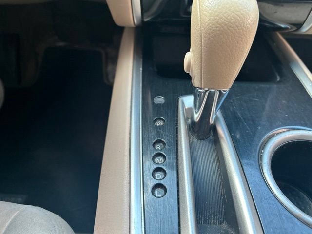 Used 2014 Nissan Pathfinder S FWD image 29