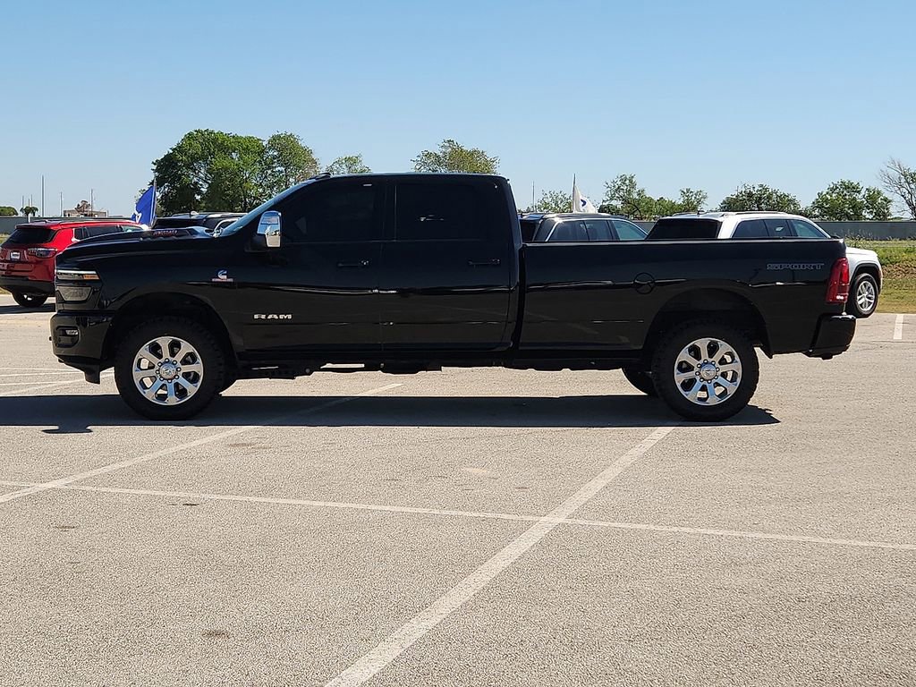 Used 2025 RAM 3500 Laramie w/ Sport Appearance Package AWD/4WD image 2