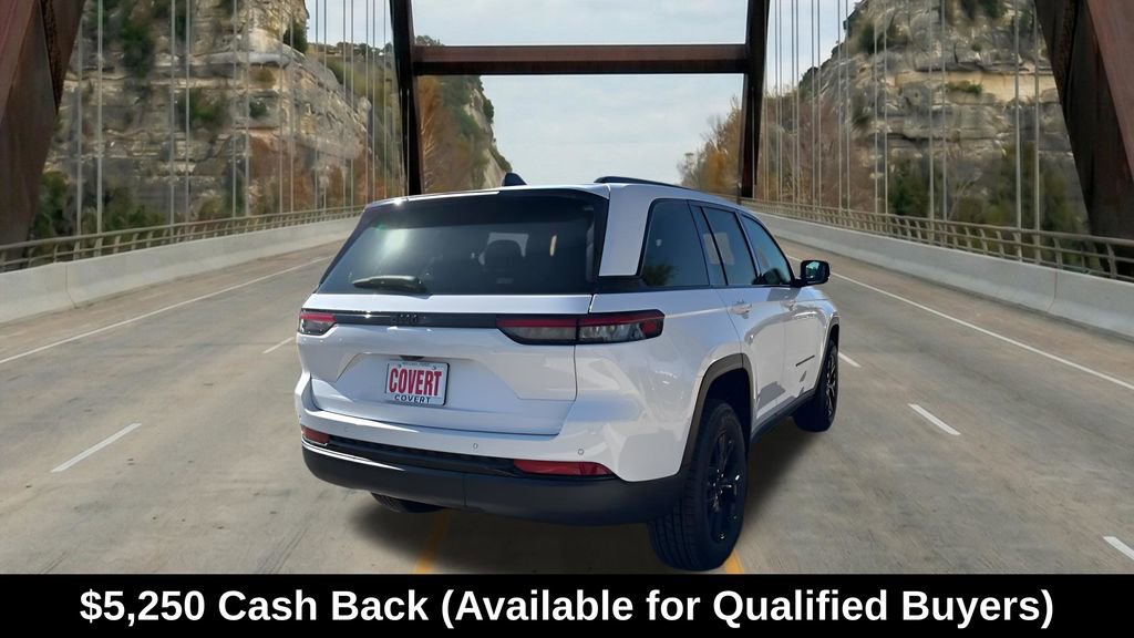New 2025 Jeep Grand Cherokee Altitude RWD image 10