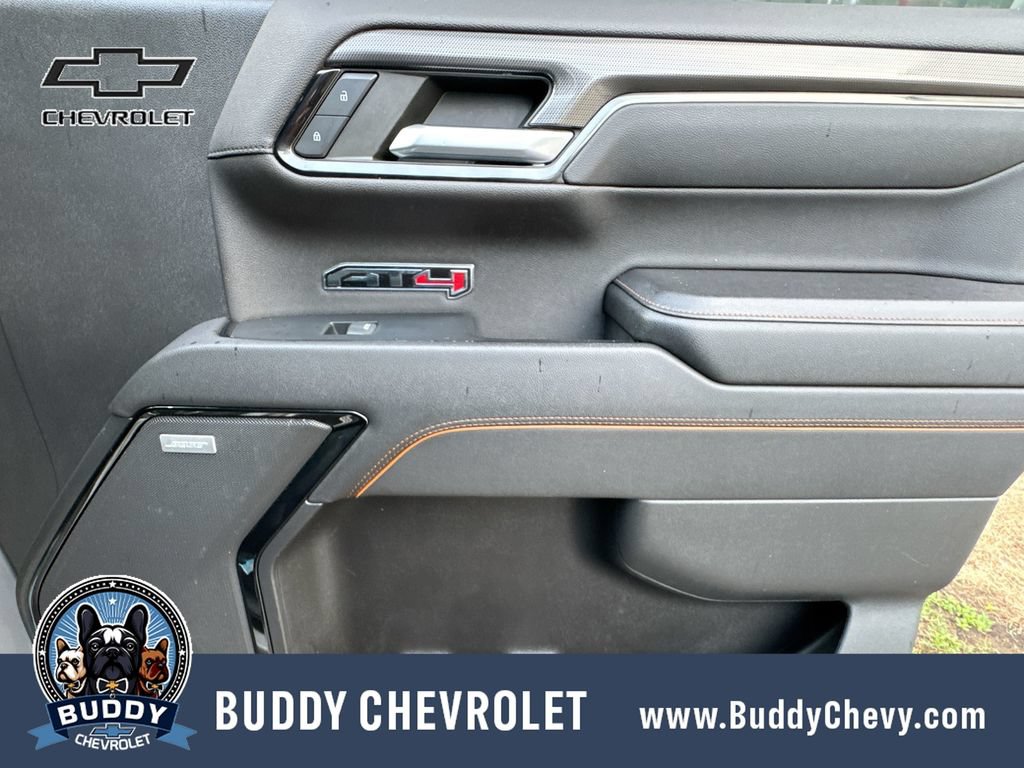 Used 2023 GMC Sierra 1500 AT4 w/ AT4 Premium Package AWD/4WD image 32