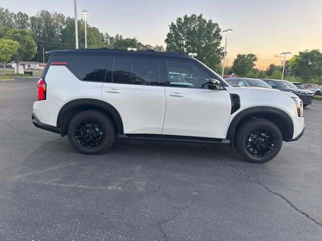 Used 2025 Nissan Armada PRO-4X image 2