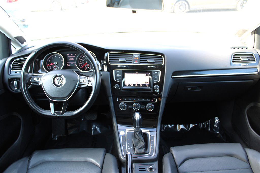 Used 2015 Volkswagen Golf SEL FWD image 11