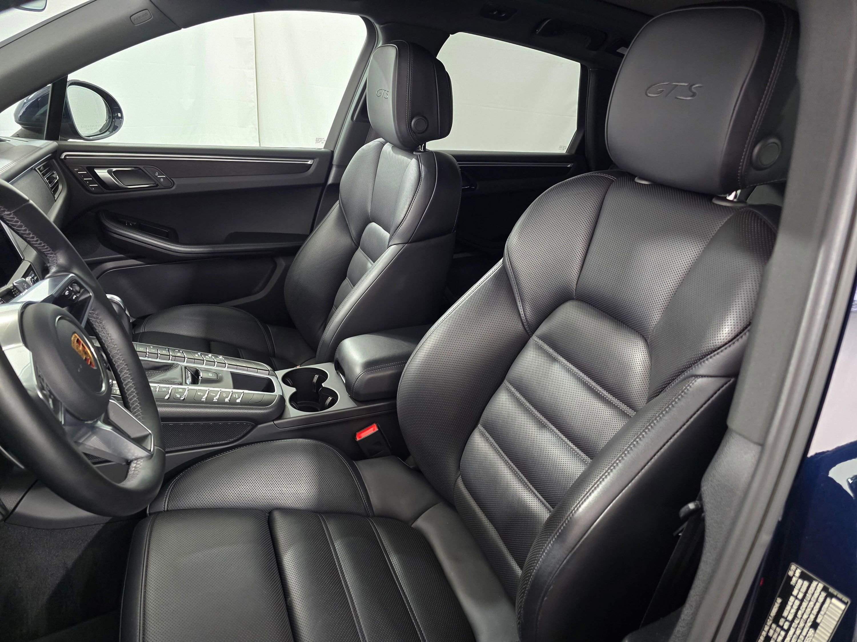 Used 2020 Porsche Macan GTS AWD/4WD image 5