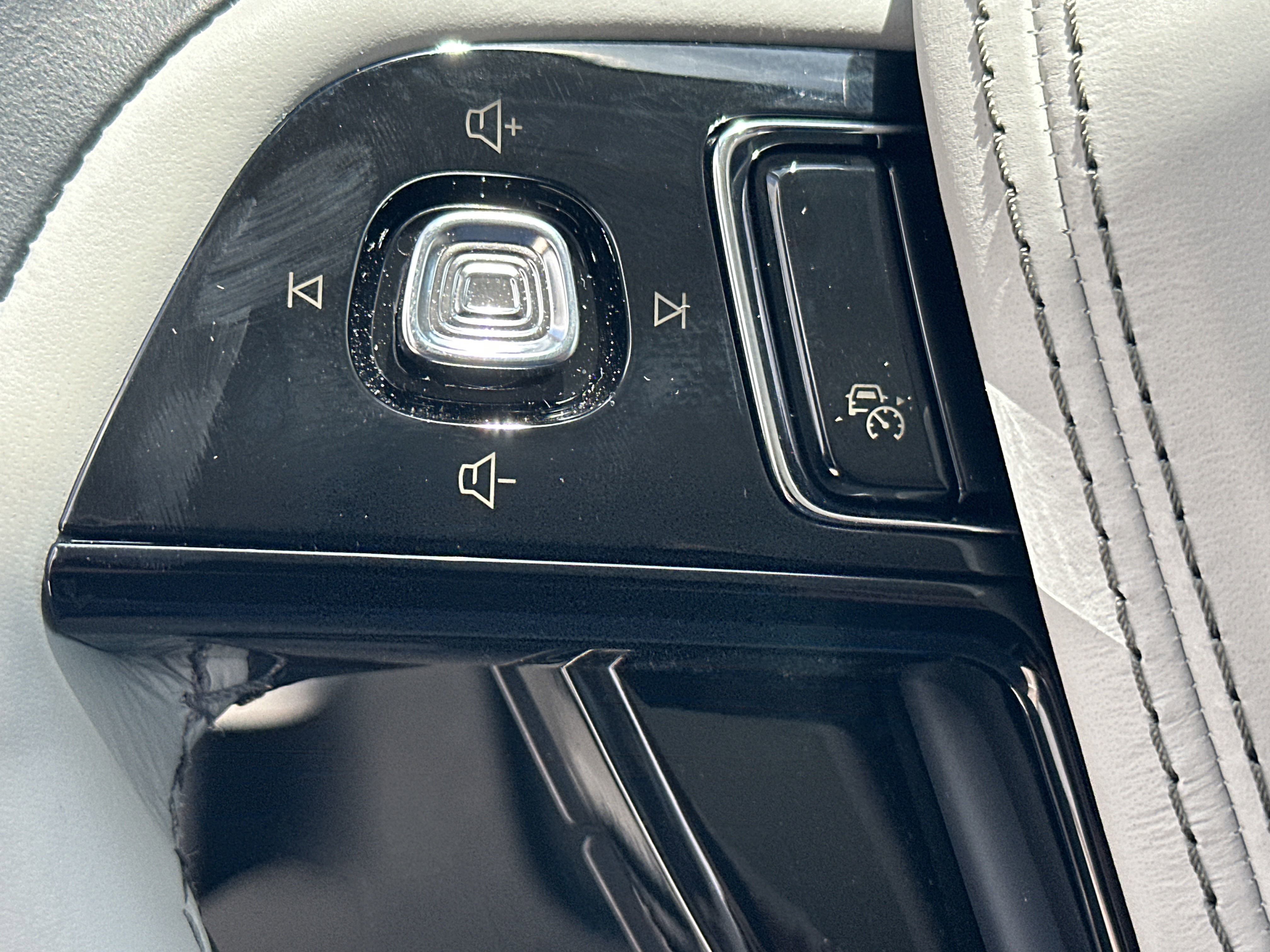 New 2025 Lincoln Aviator Reserve w/ Equipment Group 201A image 21