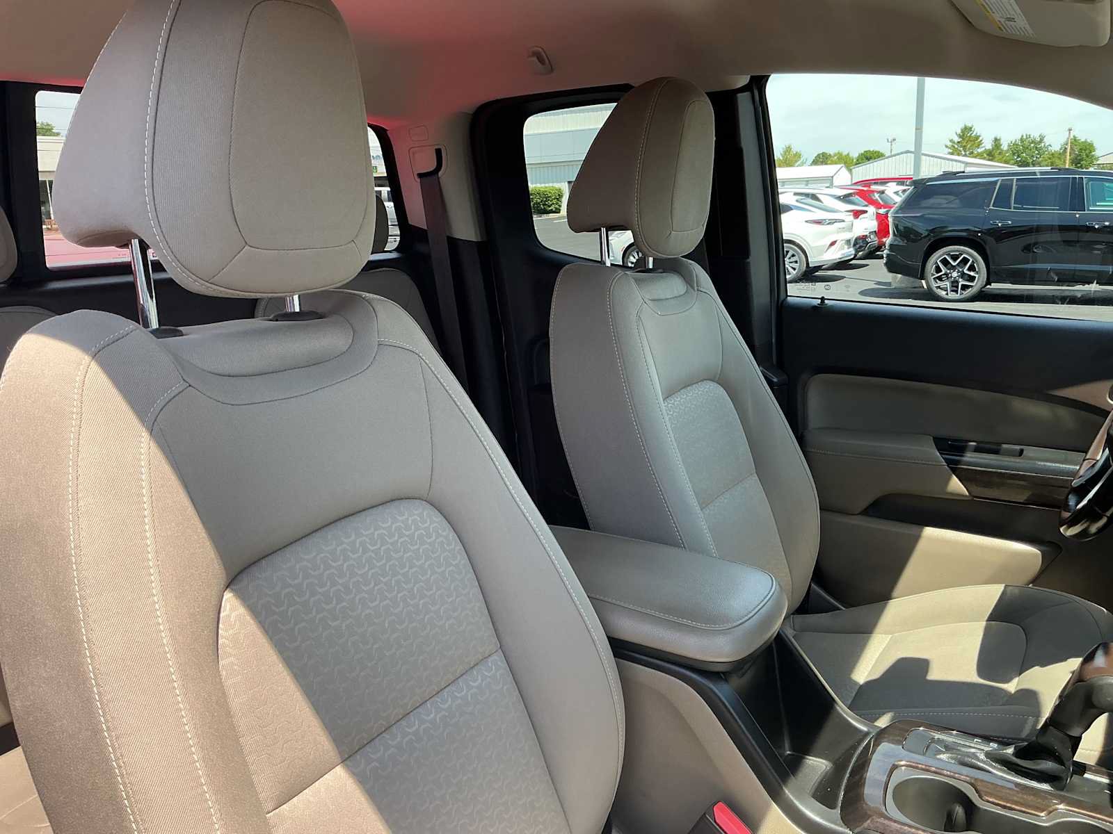 Used 2018 GMC Canyon SLE w/ SLE Convenience Package AWD/4WD image 25