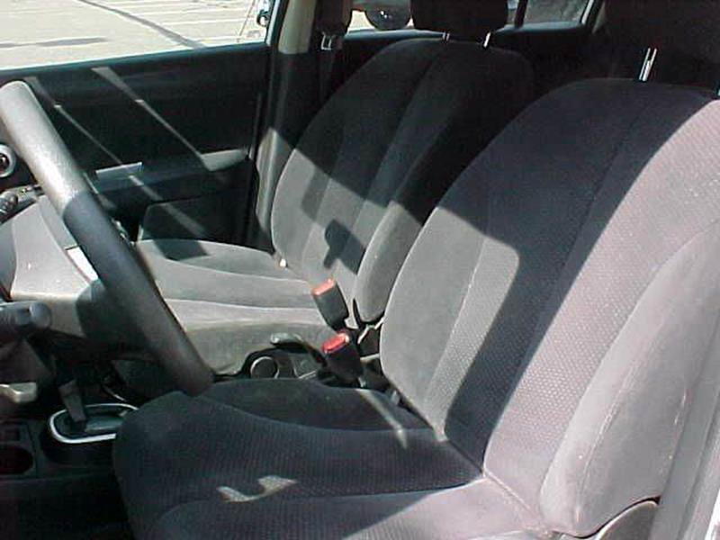 Used 2010 Nissan Versa 1.8 S w/ PWR Plus Pkg FWD image 9