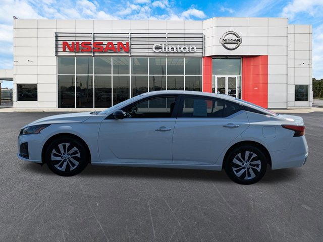 Certified 2025 Nissan Altima 2.5 S FWD image 6