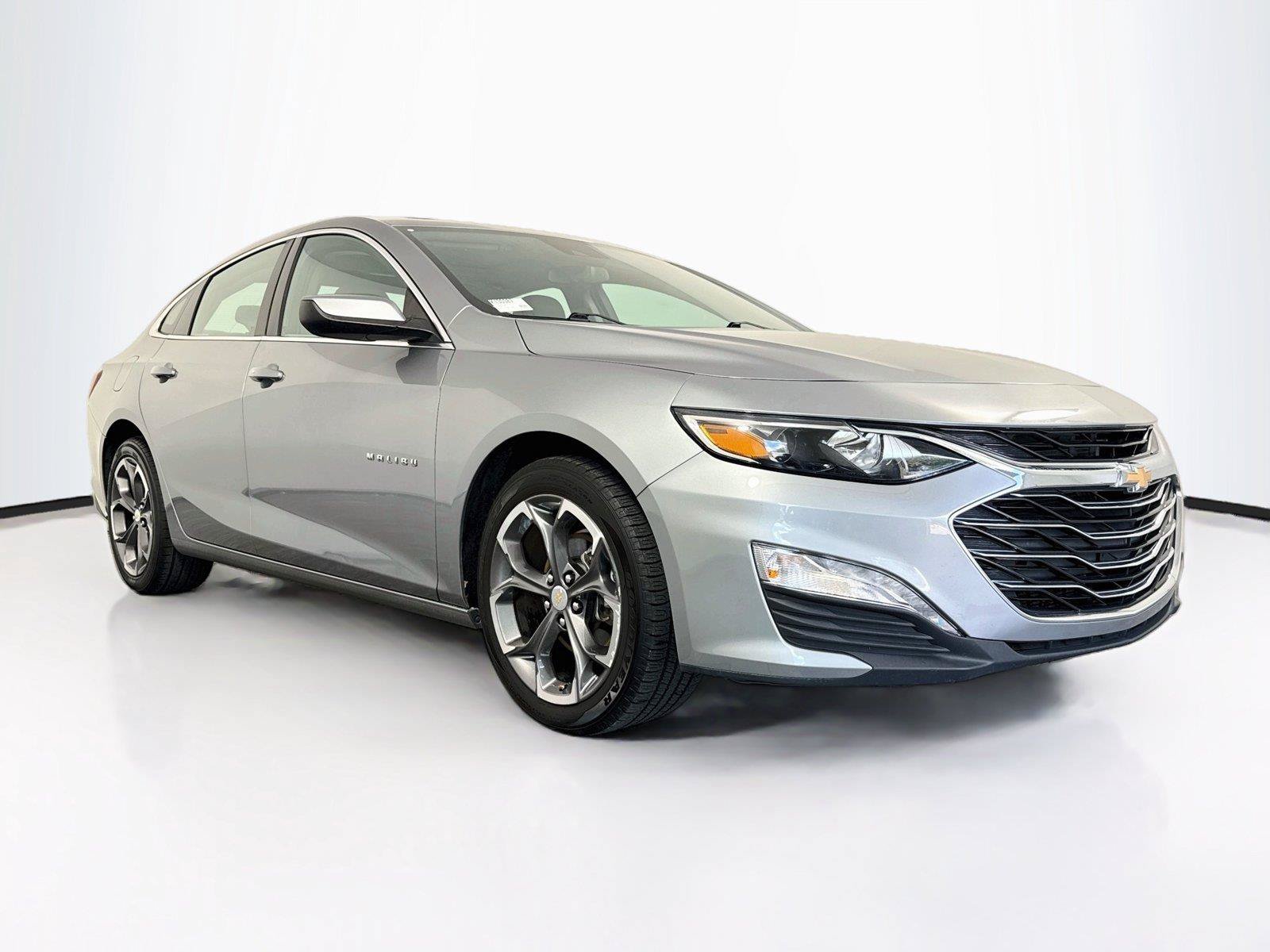 Used 2024 Chevrolet Malibu LT FWD image 7