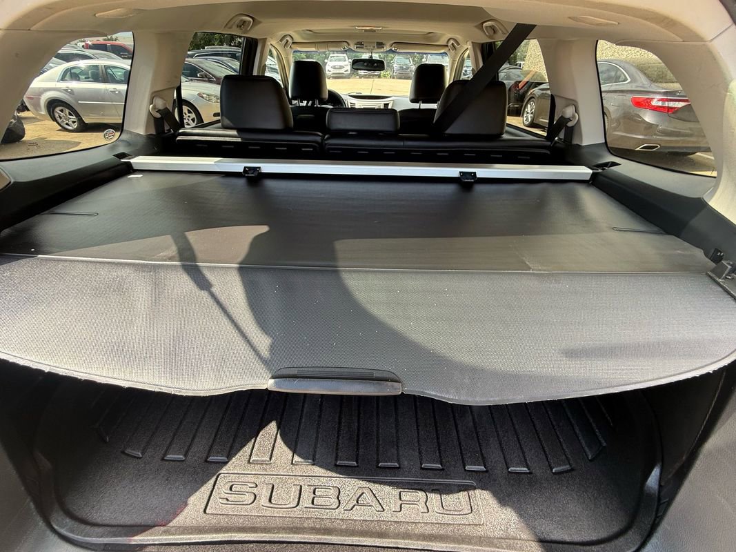 Used 2014 Subaru Outback 2.5i Limited w/ Moonroof Package AWD/4WD image 18