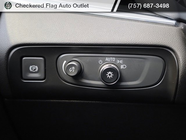 Used 2018 Buick Enclave Premium w/ LPO, Hit The Road Package image 24