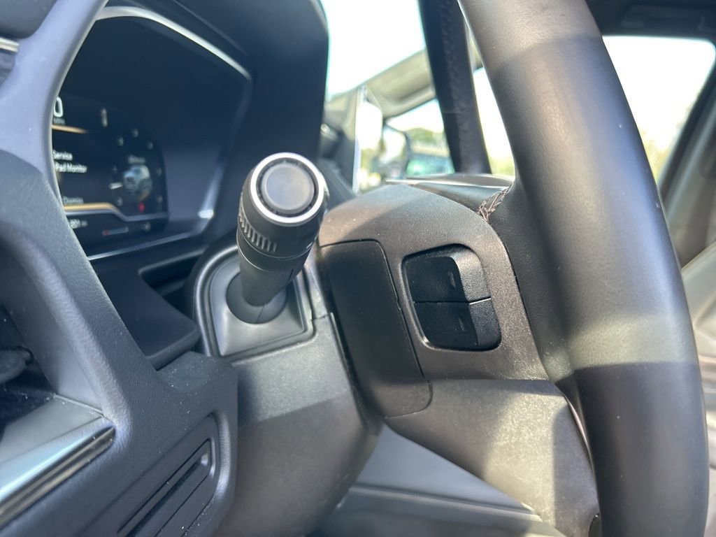 Used 2024 GMC Yukon XL SLT image 41