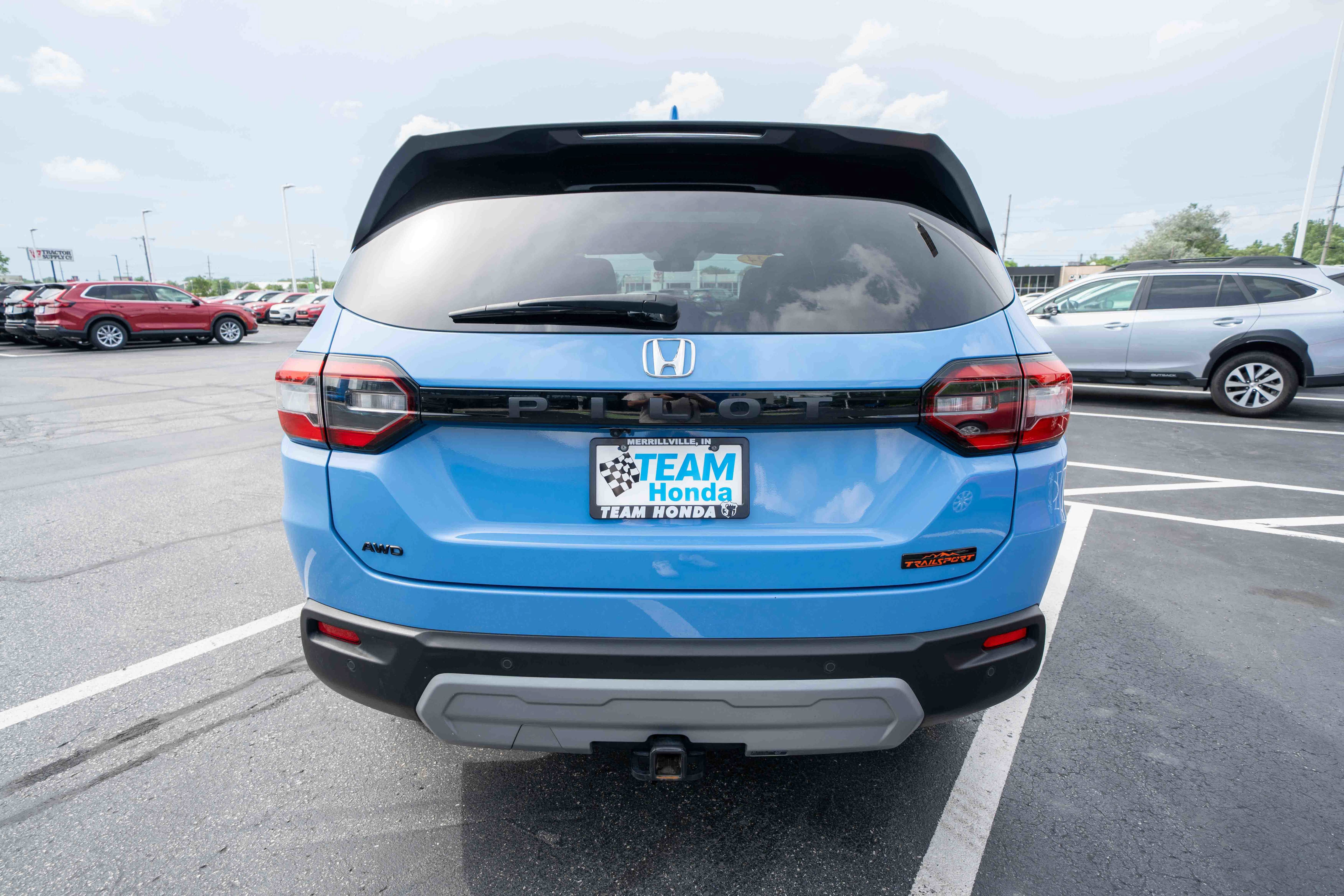 Used 2024 Honda Pilot TrailSport image 5