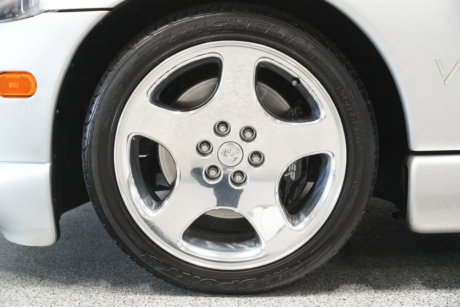 Used 1999 Dodge Viper GTS RWD image 8