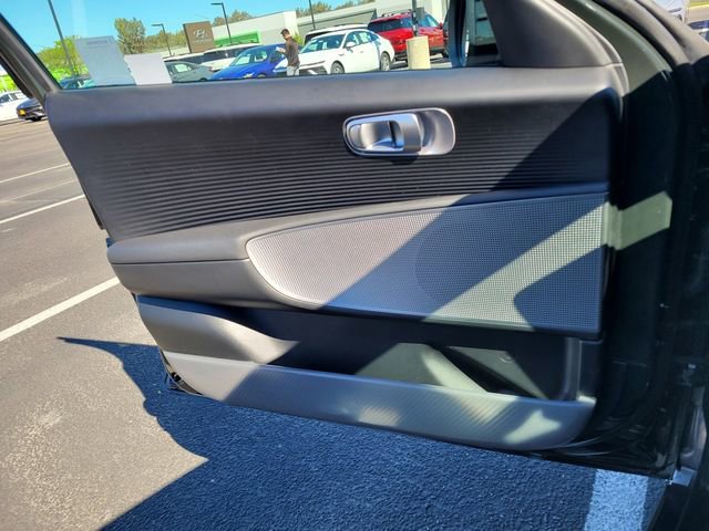 Used 2024 Hyundai Ioniq 6 SE image 25