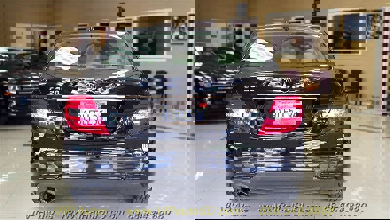 Used 2013 Mercedes-Benz C 250 Sedan image 8