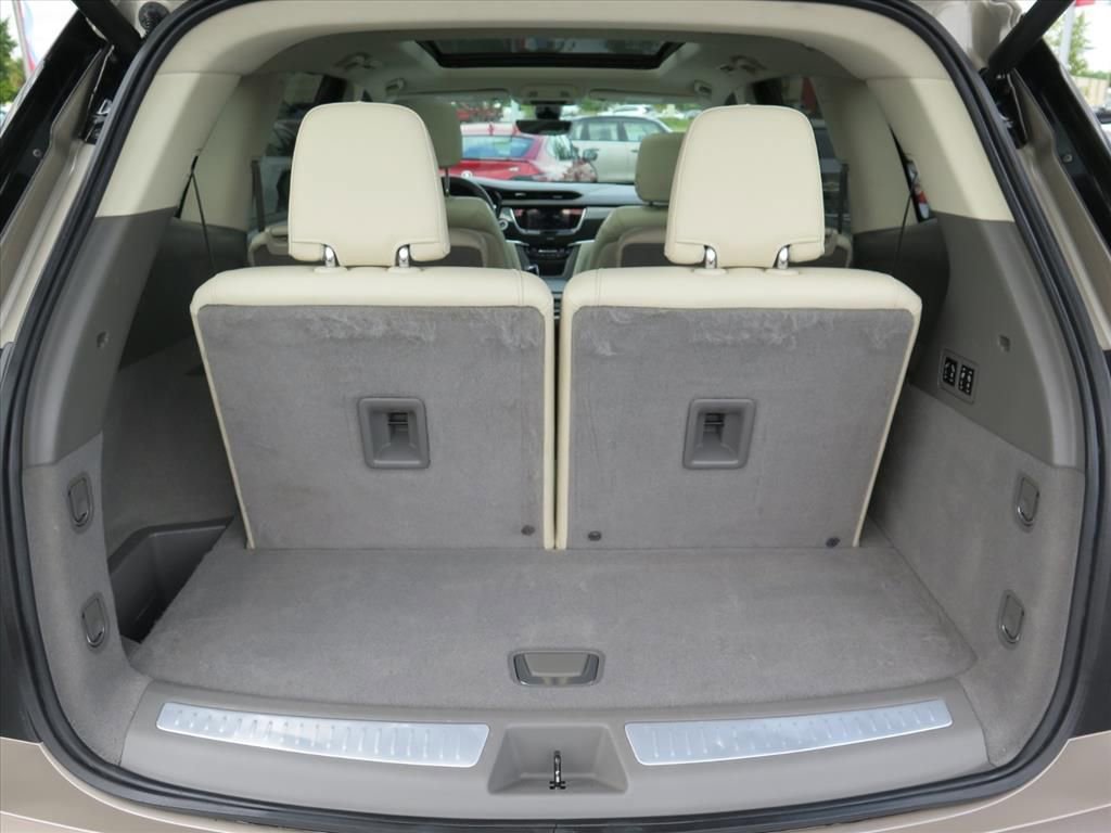 Used 2022 Cadillac XT6 Premium Luxury w/ Technology Package image 24