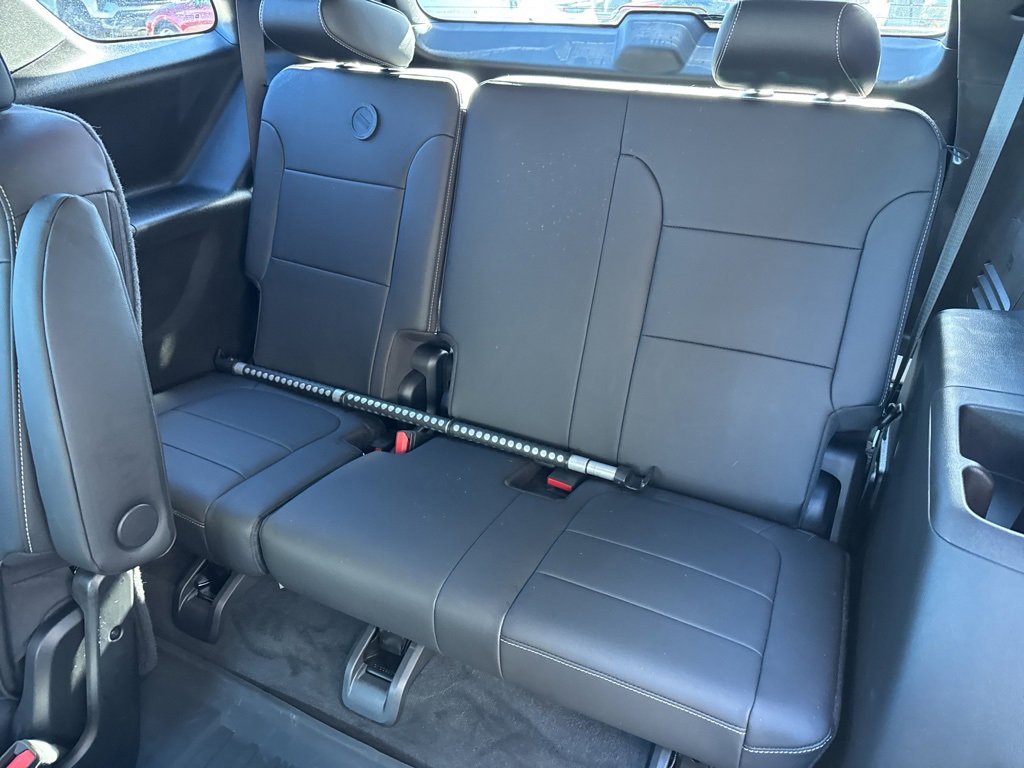 Used 2023 Chevrolet Traverse LT w/ LPO, Floor Liner Package image 18
