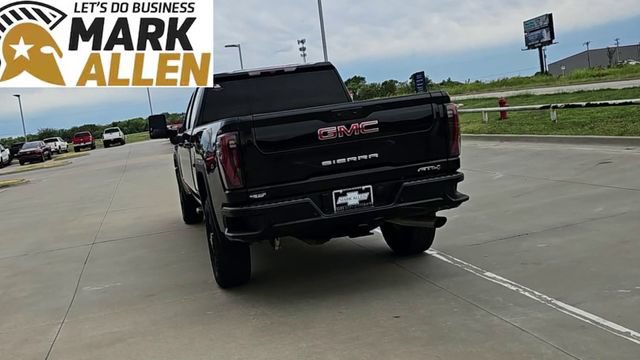 Used 2025 GMC Sierra 2500 AT4 AWD/4WD image 7