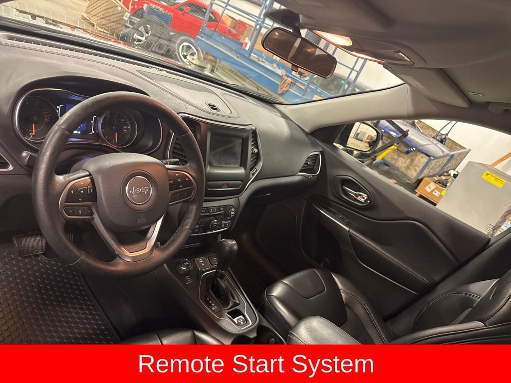 Used 2019 Jeep Cherokee Latitude Plus w/ Cold Weather Group image 14
