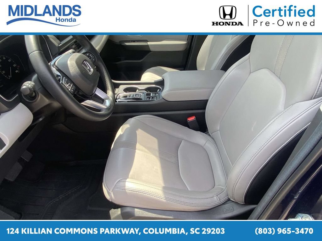 Used 2025 Honda Pilot Touring image 15
