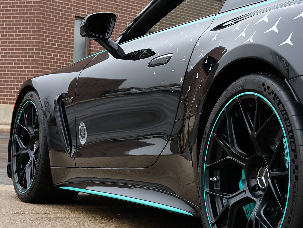 Used 2025 Mercedes-Benz AMG GT 63 image 41