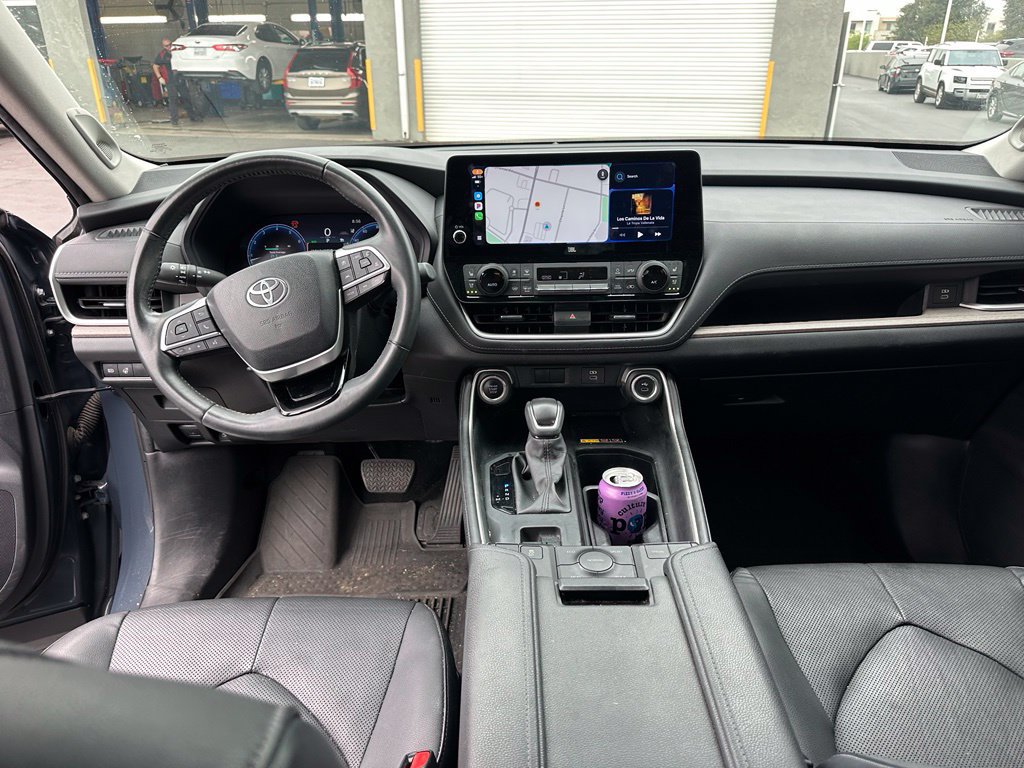 Certified 2024 Toyota Grand Highlander AWD image 9