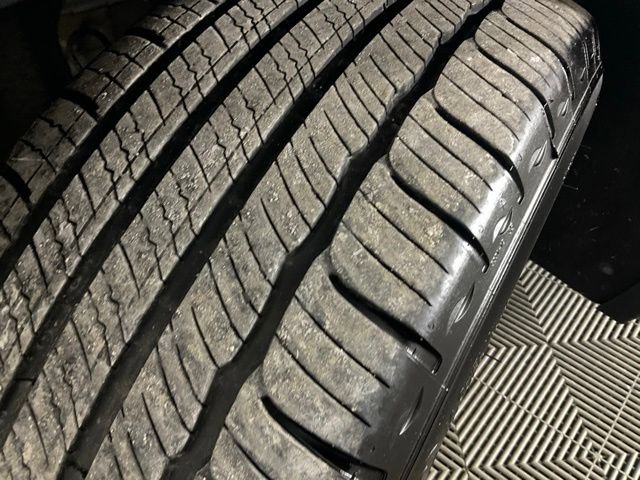 Used 2024 GMC Terrain SLT w/ Infotainment Package II image 41