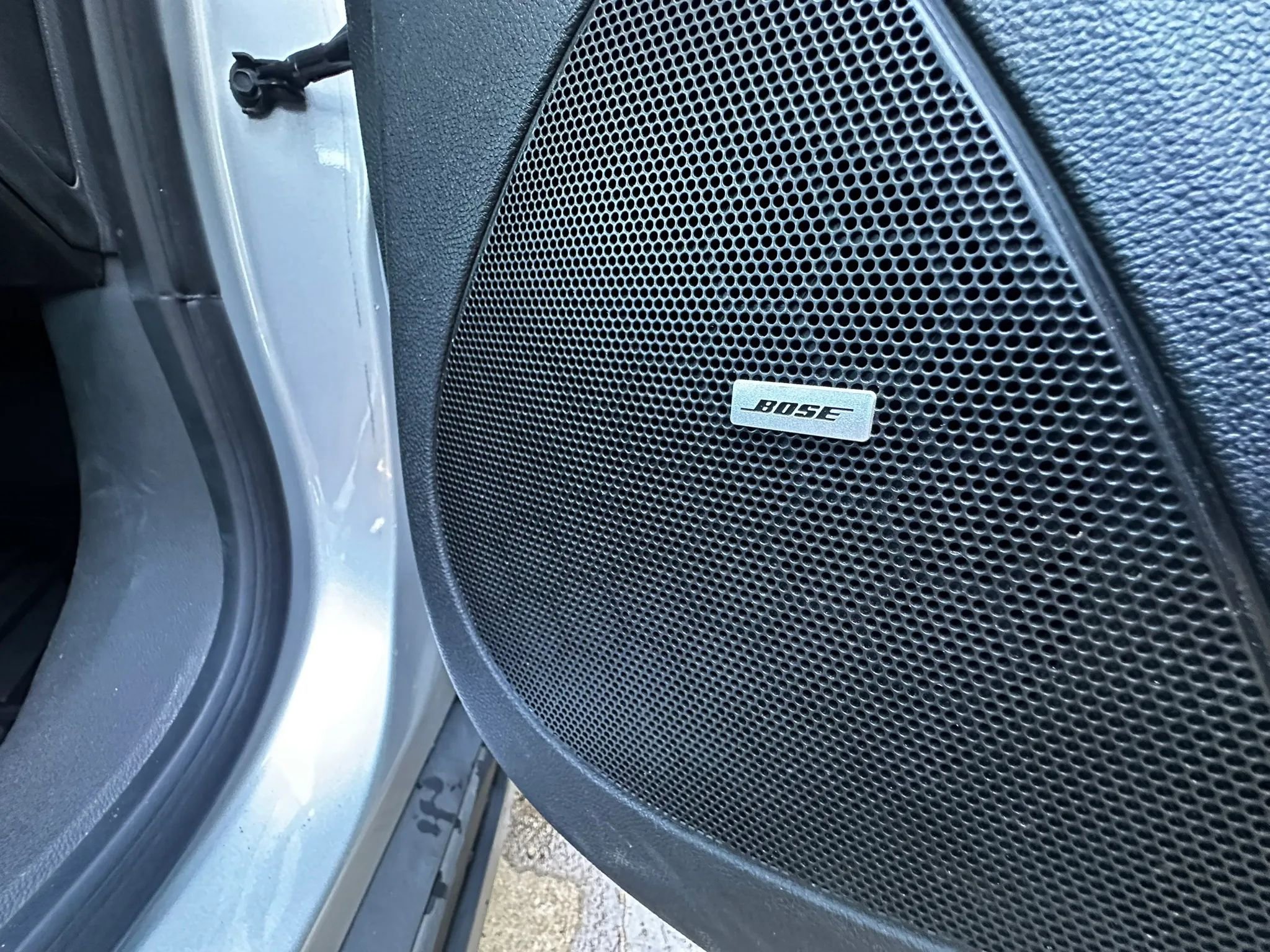 Used 2012 Chevrolet Volt Premium w/ Premium Trim Package image 37