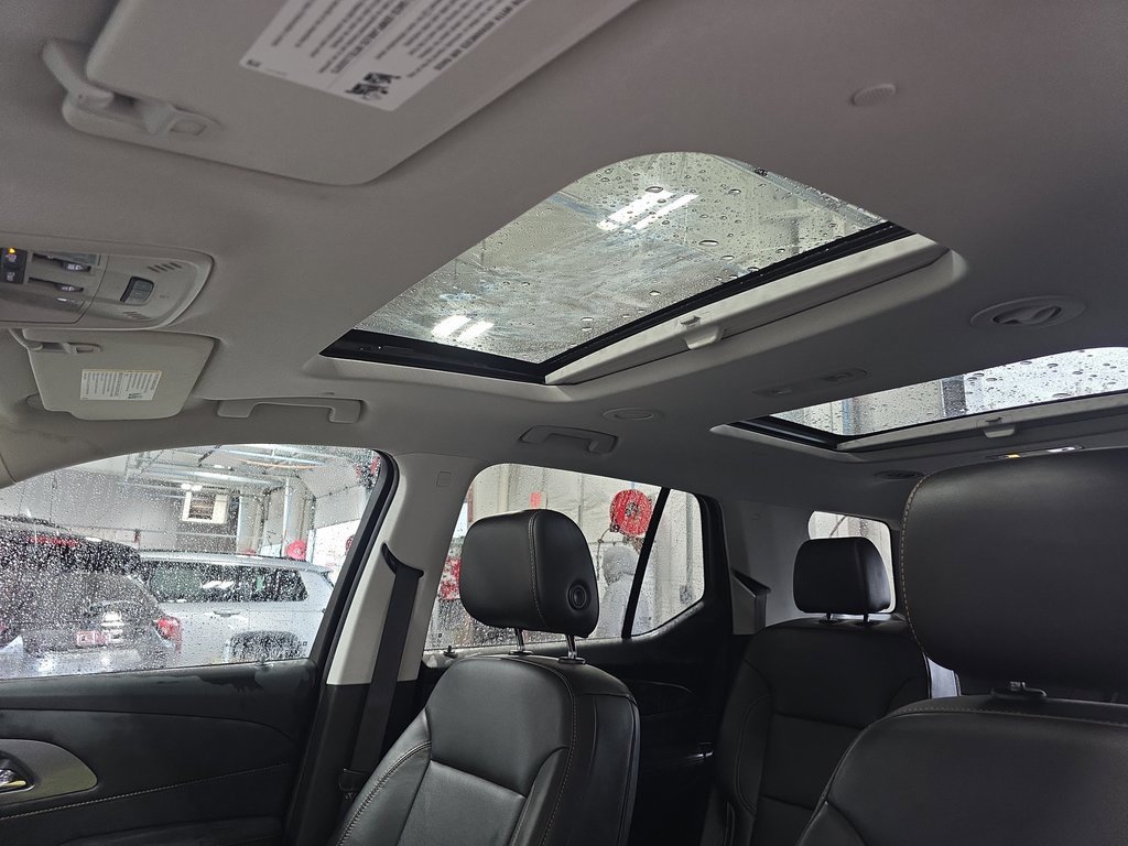 Used 2021 Chevrolet Traverse Premier w/ Redline Edition image 31
