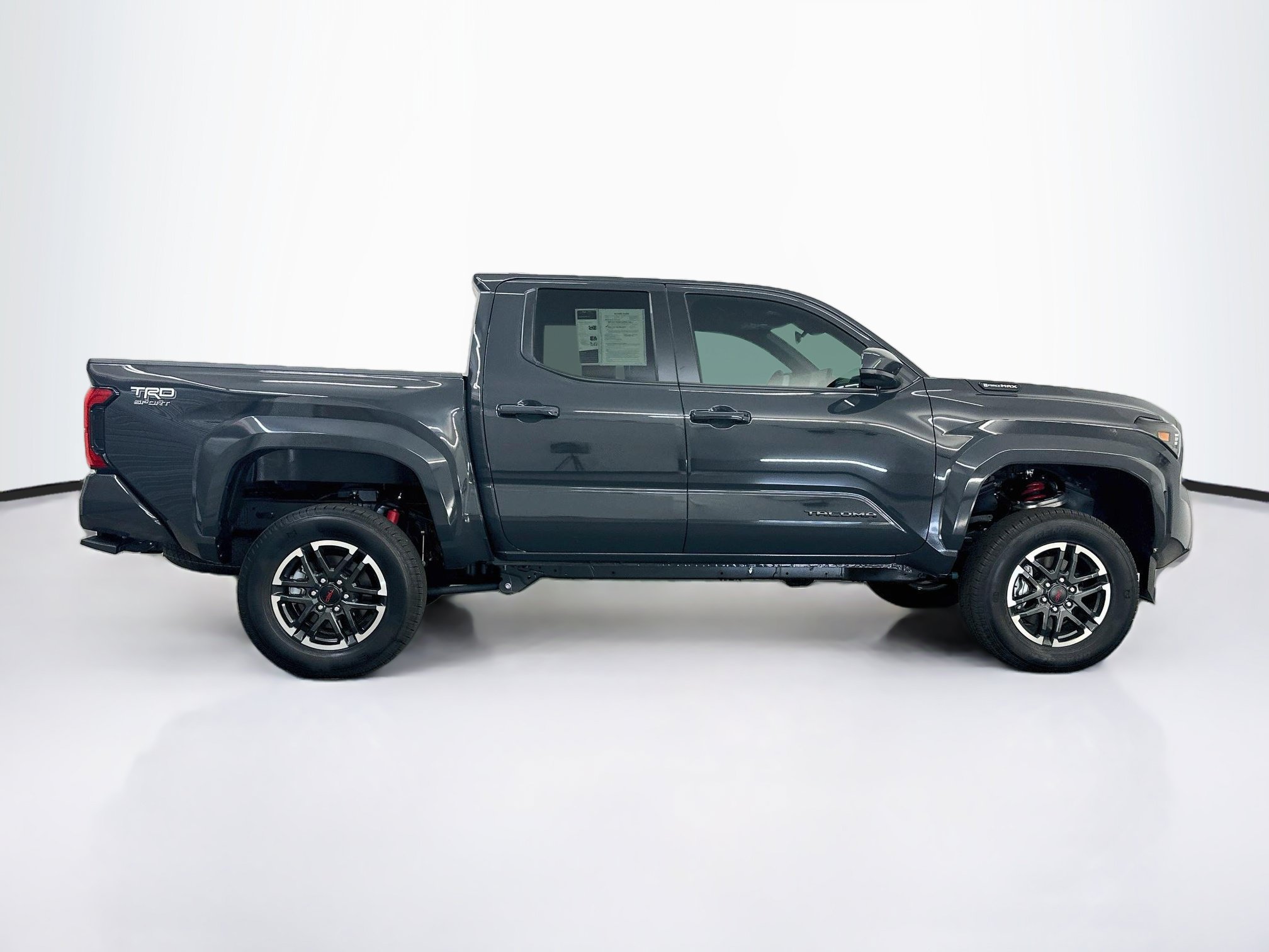 Used 2025 Toyota Tacoma TRD Sport AWD/4WD image 10