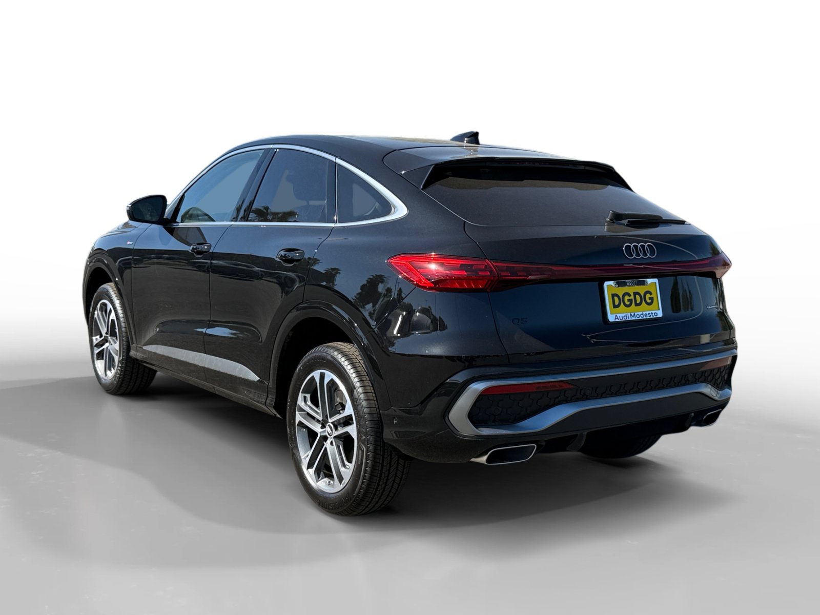 New 2026 Audi Q5 Premium AWD/4WD image 3