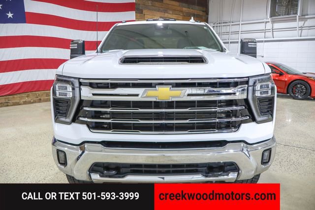Used 2024 Chevrolet Silverado 2500 LTZ w/ LTZ Convenience Package image 20
