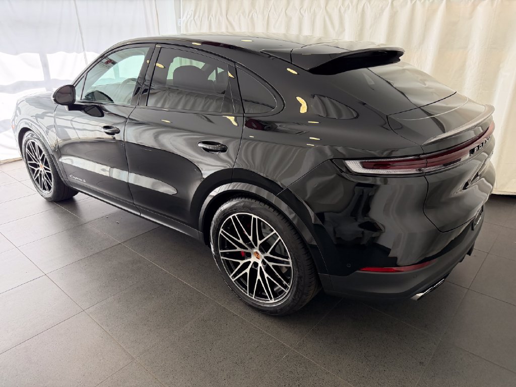 New 2026 Porsche Cayenne S AWD/4WD image 3