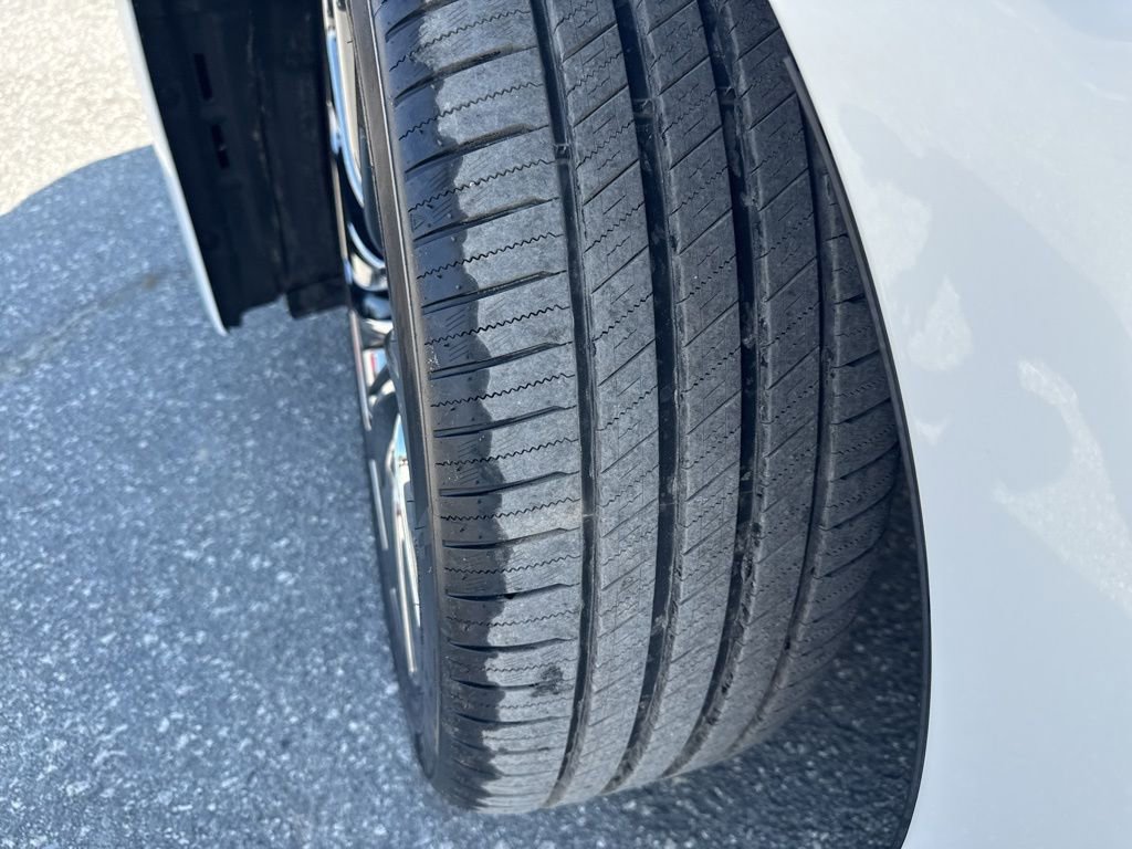 Used 2018 Lexus LS 500h w/ Luxury Package RWD image 33