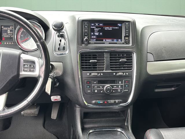 Used 2019 Dodge Grand Caravan GT FWD image 18