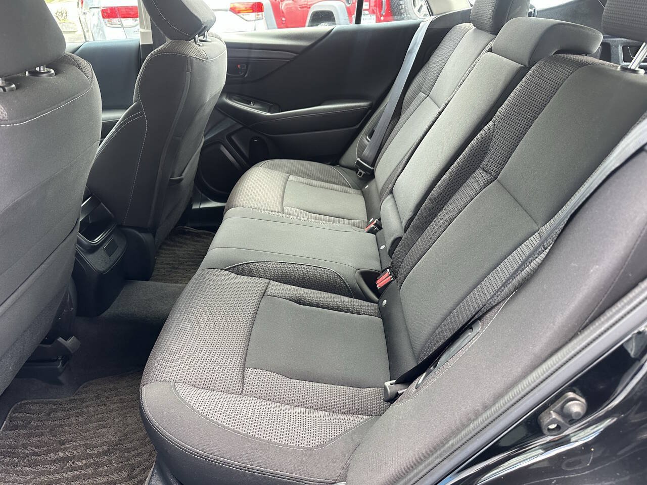 Used 2021 Subaru Outback AWD/4WD image 16