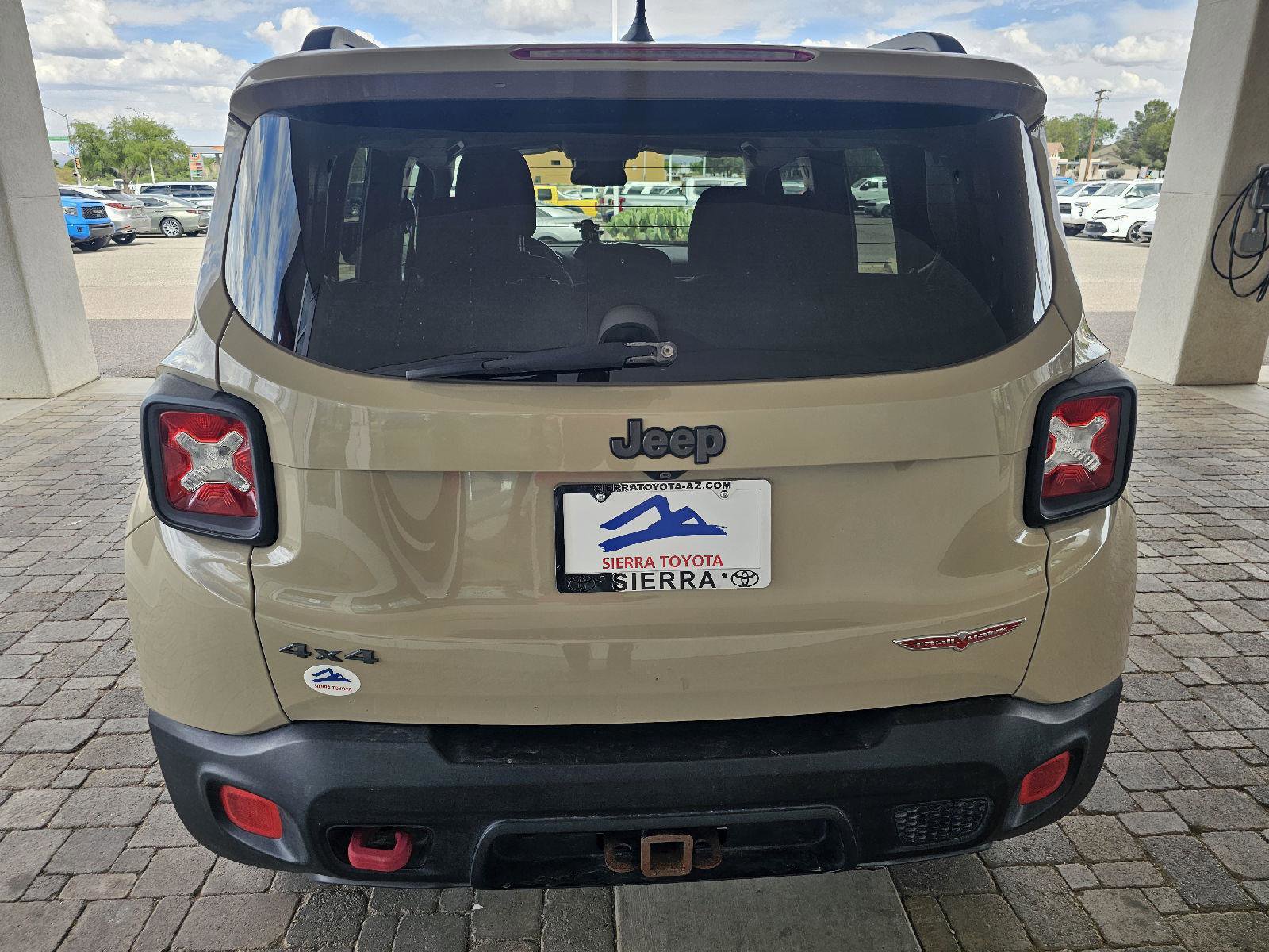 Used 2016 Jeep Renegade Trailhawk w/ Safety & Security Group image 5