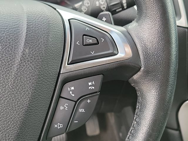 Used 2016 Ford Edge SEL w/ Equipment Group 201A AWD/4WD image 14