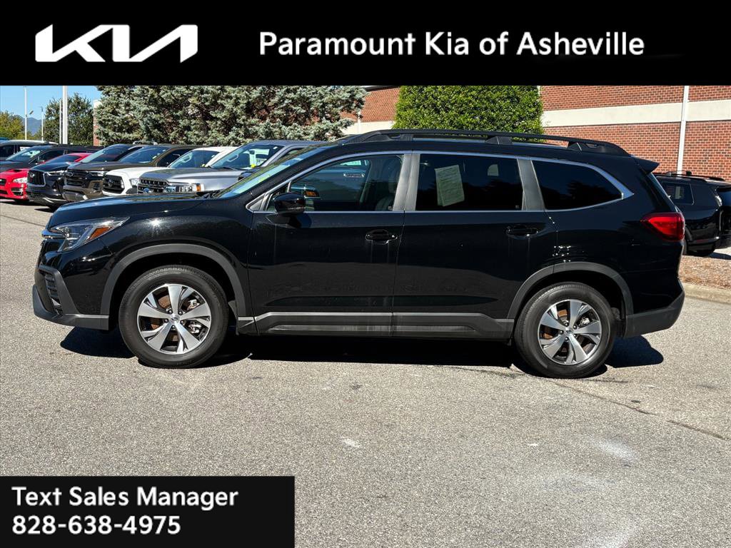 Used 2025 Subaru Ascent Premium AWD/4WD image 3