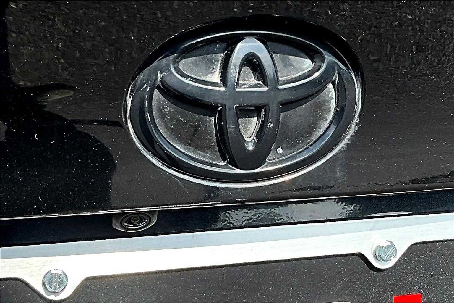 Used 2021 Toyota C-HR Nightshade FWD image 29