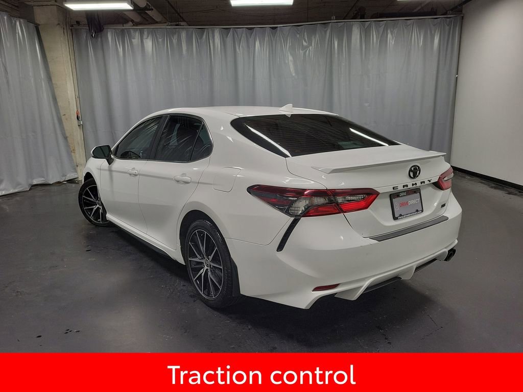 Used 2023 Toyota Camry SE FWD image 6