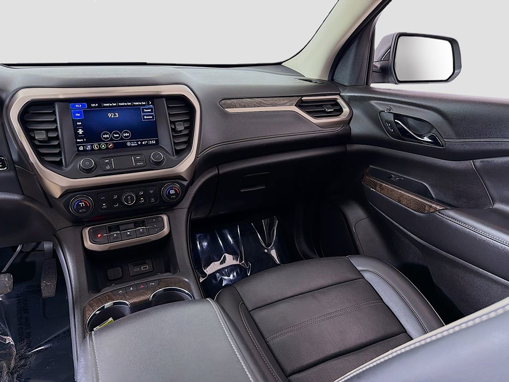 Used 2023 GMC Acadia Denali w/ Denali Ultimate Package image 40