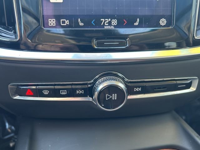 Certified 2024 Volvo S60 B5 Plus image 25