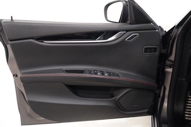 Used 2020 Maserati Ghibli S GranSport Q4 image 18